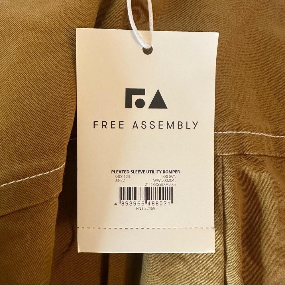 Free Assembly Romper BNWT - Picture 10 of 14